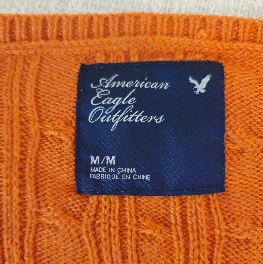 American Eagle ladies sweater